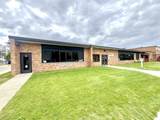 1011 School - Photo 2