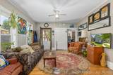 238 Travis - Photo 3