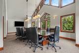 616 Centre - Photo 15