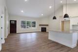 10201 Thiel - Photo 3