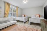10708 Shrewbury - Photo 19