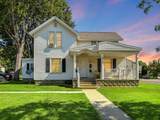 310 Superior - Photo 1