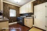 210 Golfview - Photo 17
