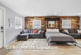 607 Front - Photo 15