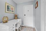607 Front - Photo 18