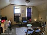 218 Lincoln - Photo 15