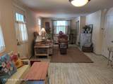 218 Lincoln - Photo 4