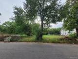 2515 Meldrum - Photo 2