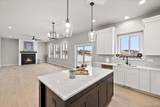 17827 Biscayne - Photo 19