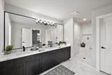 17827 Biscayne - Photo 32