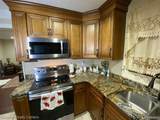 2106 Oakcrest - Photo 7