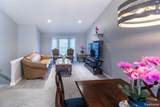 1560 Lakeview - Photo 6