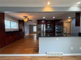 29666 Guy - Photo 10