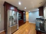 29666 Guy - Photo 13