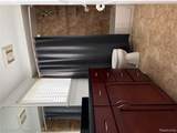29666 Guy - Photo 23