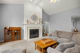 2527 Munster - Photo 6