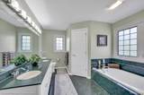 2243 Ridgemoor - Photo 17