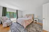 537 Tennyson - Photo 19