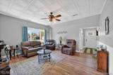4318 Avenue F - Photo 4