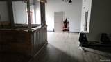 200 W Main - Photo 11