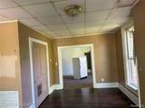 804 Court - Photo 37
