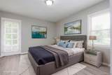 4683 Chatsworth - Photo 10
