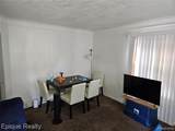 4645 Chatsworth - Photo 17