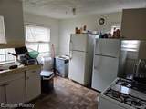 4645 Chatsworth - Photo 18