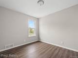 349 Westminster - Photo 12