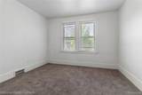 9281 Boleyn - Photo 30