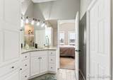 740 Bridgeview Bay - Photo 15