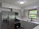 2101 Maple - Photo 10