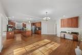 2086 Autumn Hill - Photo 24