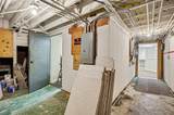 113 Ferry - Photo 16