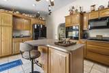 411 Walnut - Photo 8