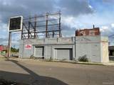 11019 Grand River - Photo 11