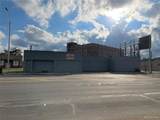 11019 Grand River - Photo 4