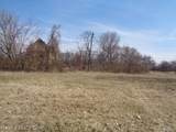 570 Concord - Photo 2