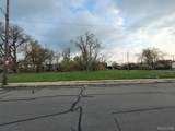 15335 Schoolcraft - Photo 1