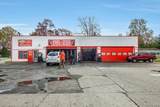 16560 Harper - Photo 1