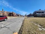 707 Brentwood - Photo 4