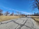 623 Brentwood - Photo 4