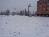 2736 Rochester - Photo 11