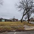 1830 Grand - Photo 3