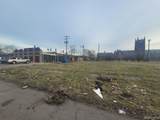 2629 Rochester - Photo 5