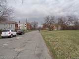 1749 Collingwood - Photo 15