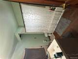 148 Waverly - Photo 9