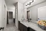 17827 Biscayne - Photo 42