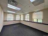 6050 Greenfield - Photo 10