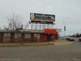 15391 Gratiot - Photo 27